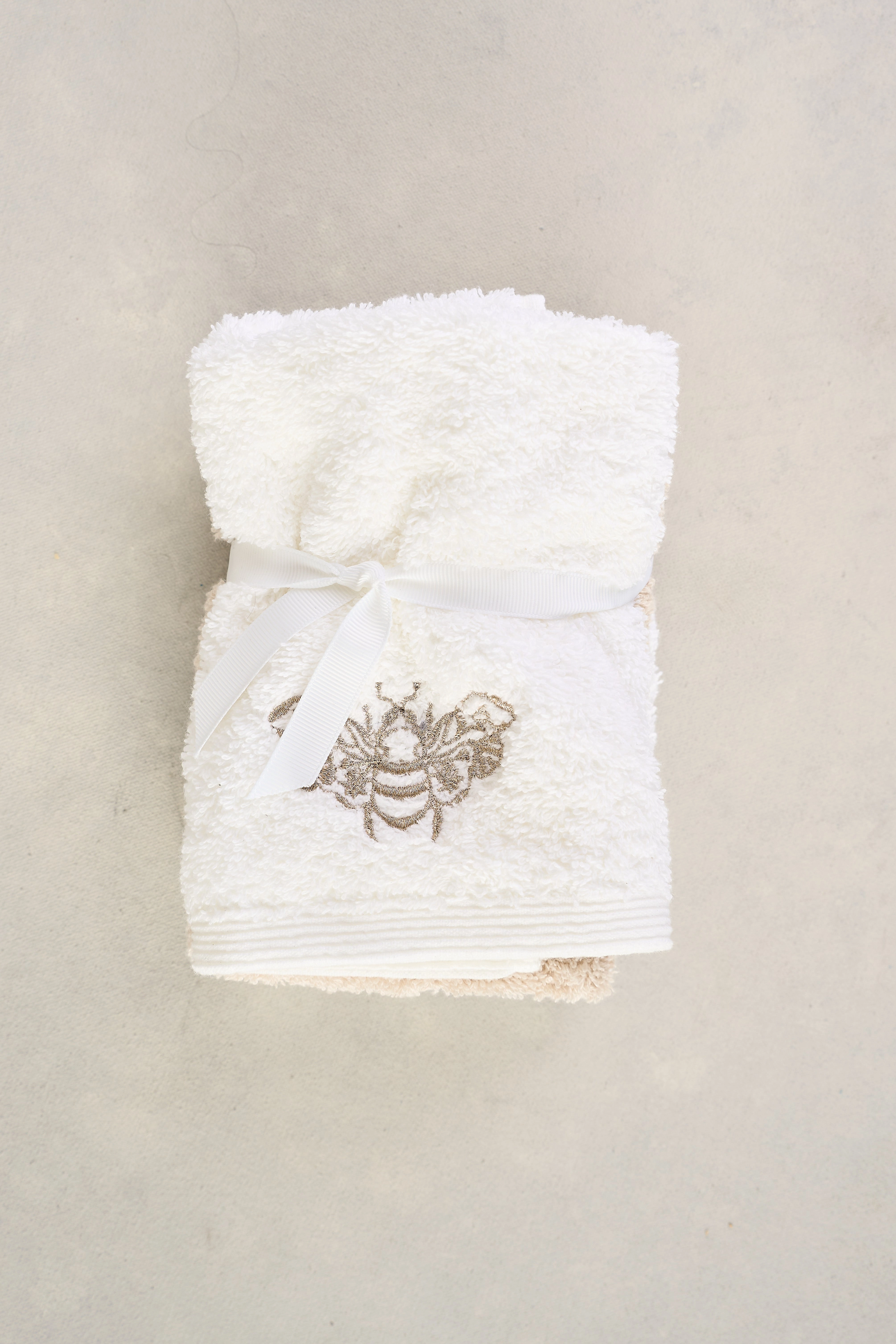 Bee Embroidered Face Washer Set