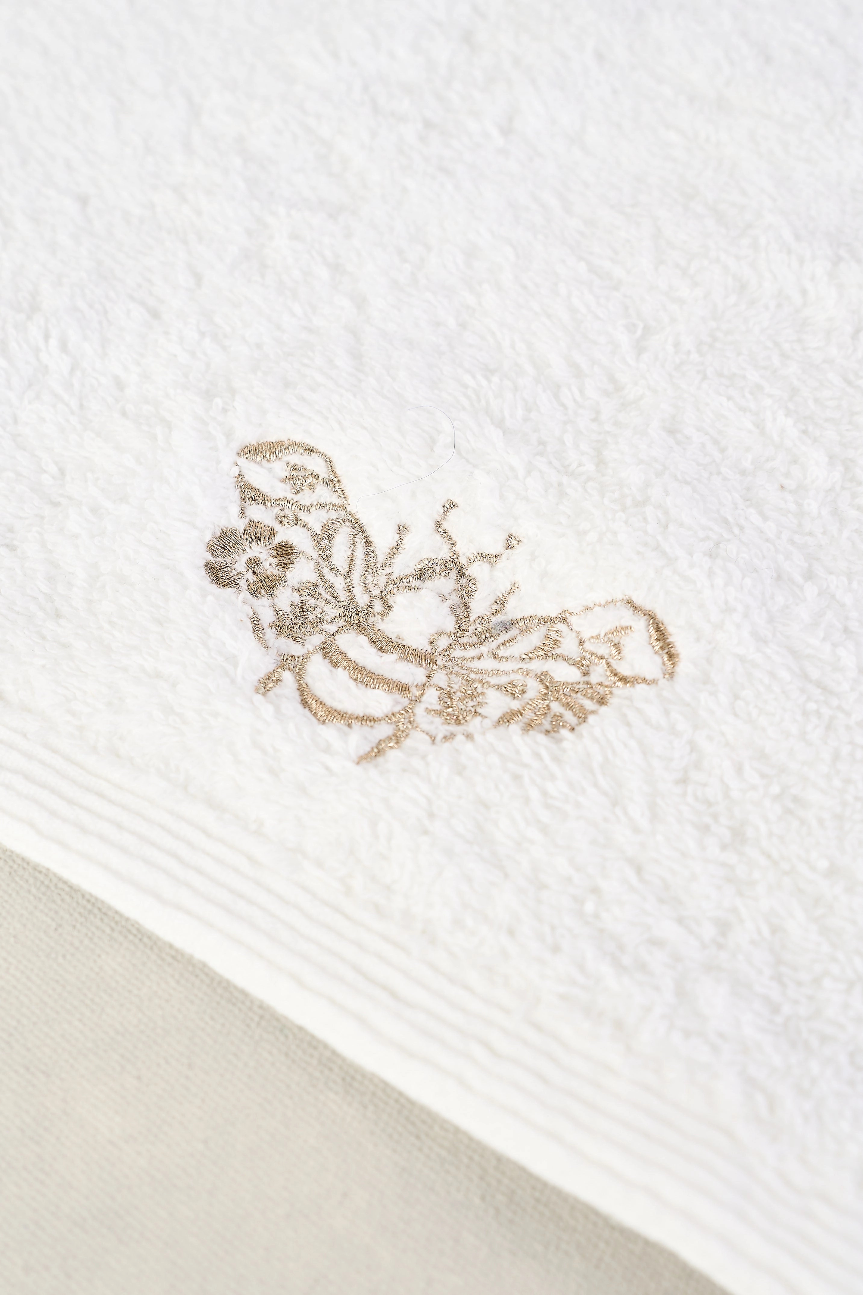 Bee Embroidered Face Washer Set