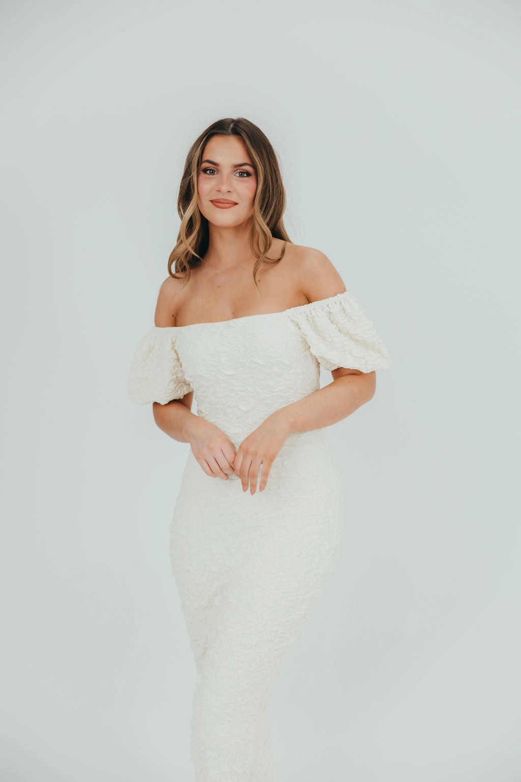 Blakeley Textured Midi Dress in Ivory- Bump Friendly & Inclusive Sizing (S-3XL)