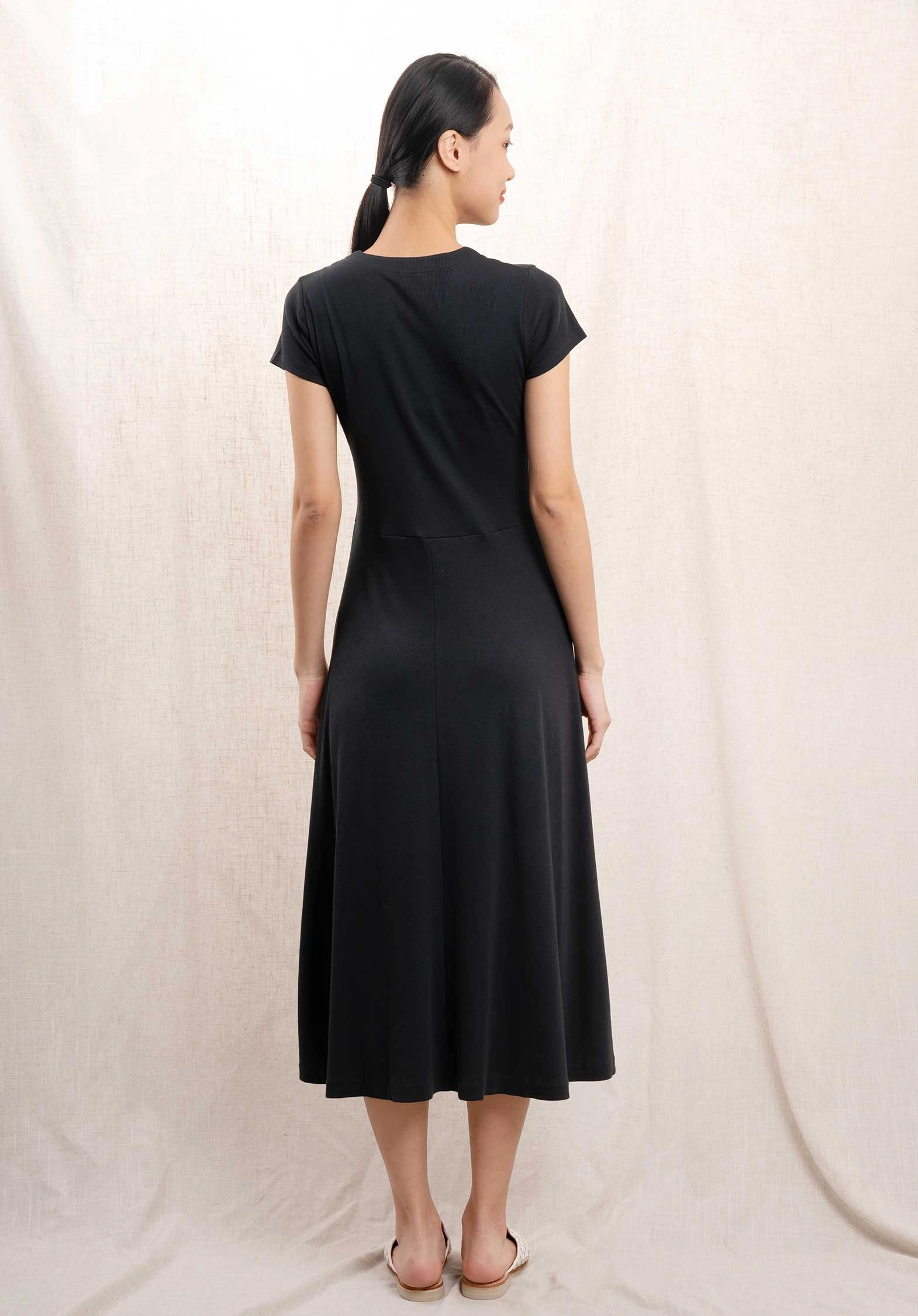 Dress Nea Moonless