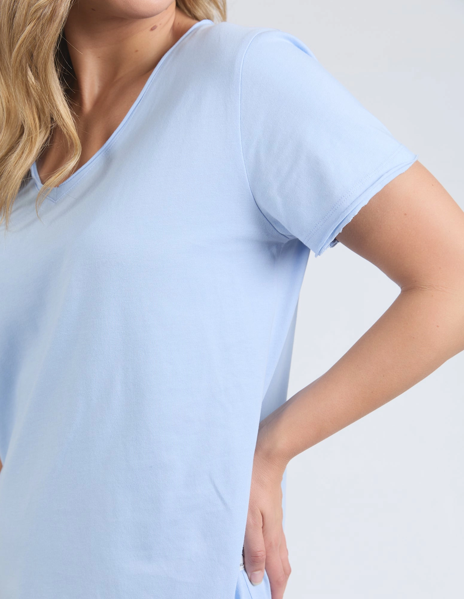 Elm Pima Vee Tee Dream Blue