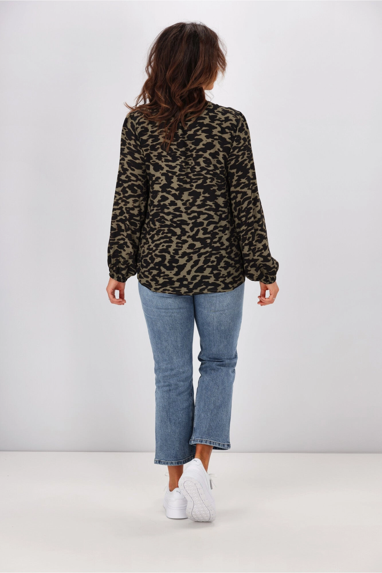 Gloss by Shine On Justine Elasticated Sleeve Top Olive Animal