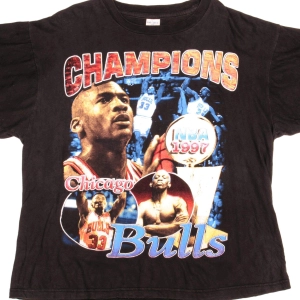 VINTAGE CHICAGO BULLS BOOTLEG CHAMPIONS 1997 TEE SHIRT SIZE LARGE